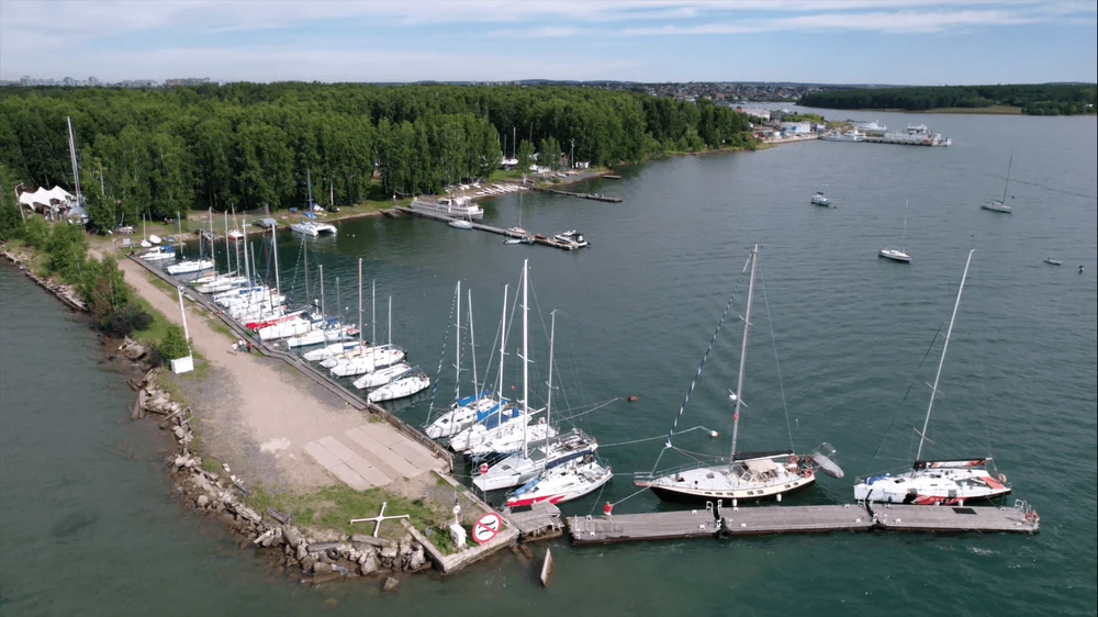 Яхт-клуб "ИСТОК"
Здесь всё начинается...